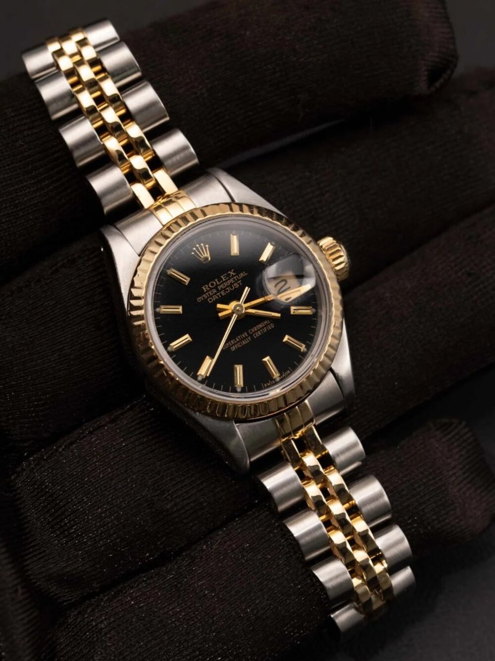 Rolex Datejust 69173 Fluted Bezel Watch 26mm Black Dial - Picture 2 of 5